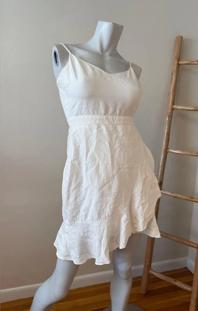 Banana Republic White Linen Blend  Ruffle Wrap Dress 0 - Image 2