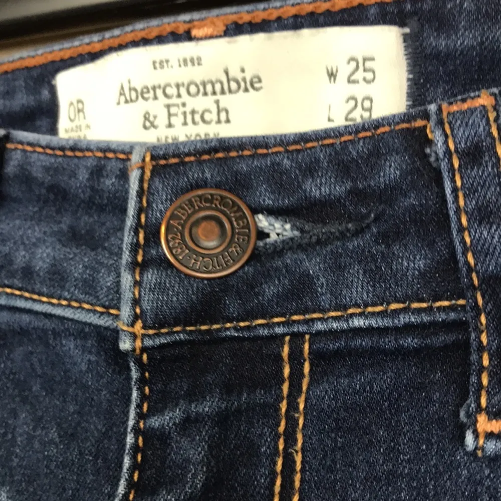 Abercrombie & Fitch Women’s The A&F Jegging Medium Wash Skinny Denim Jeans - Image 6