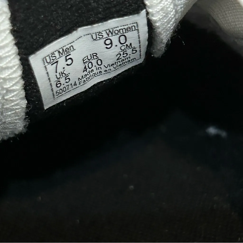 VANS knu black burgundy suede slip on shoes sneakers women’s 9 new - Image 3