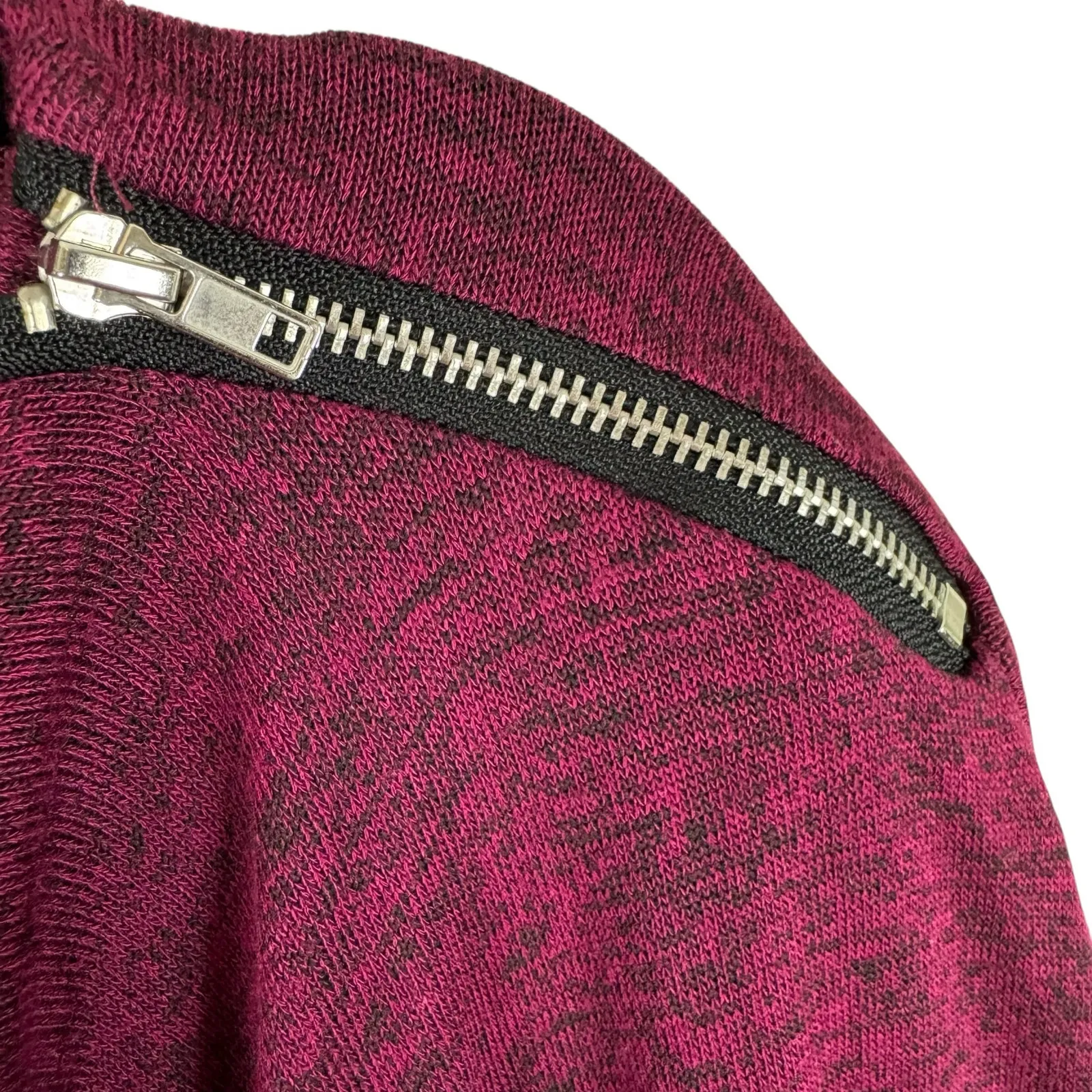 Carmen‎ Marc Valvo Fuchsia Knit Top Large - Image 4