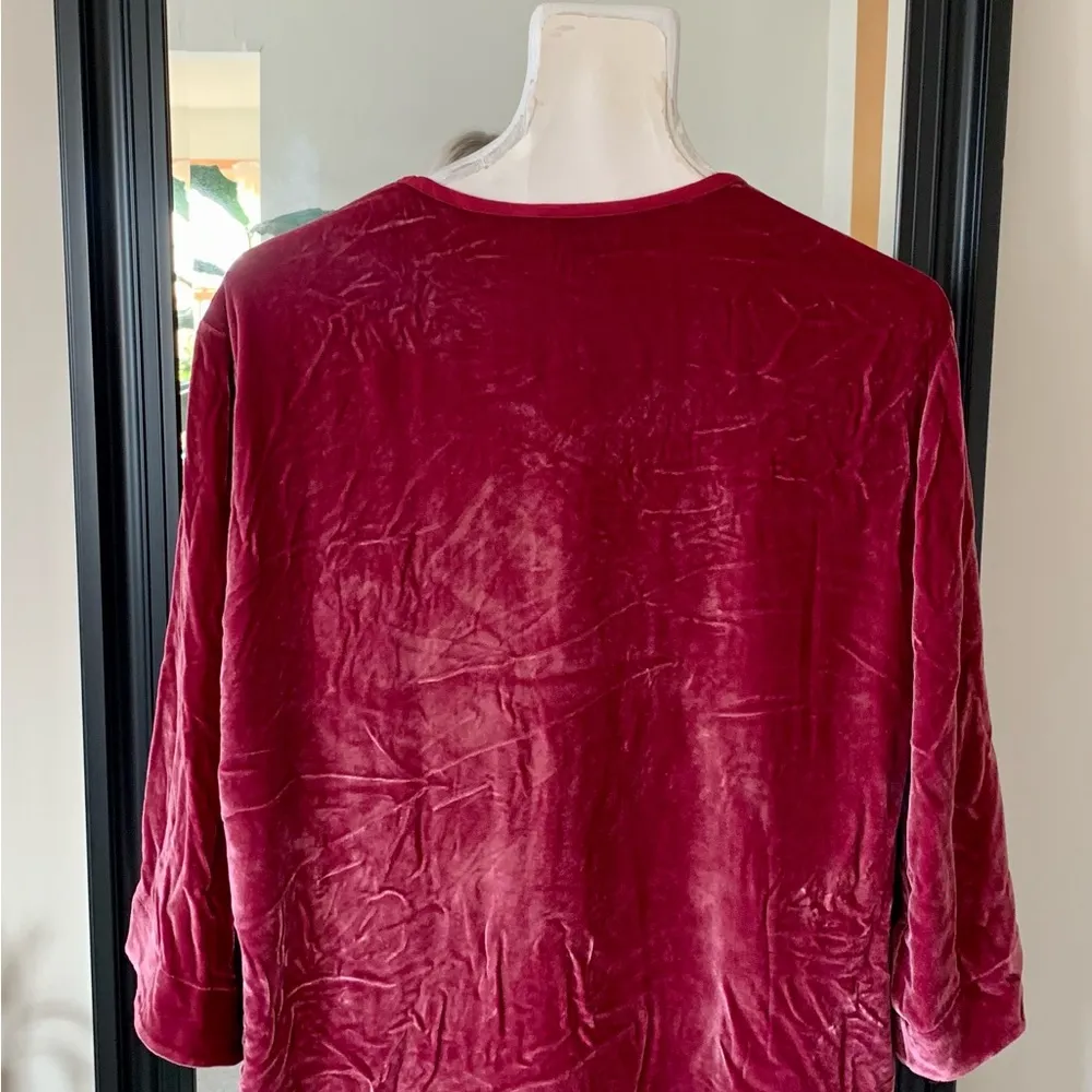 Tommy Bahama Velvet Top - Image 4