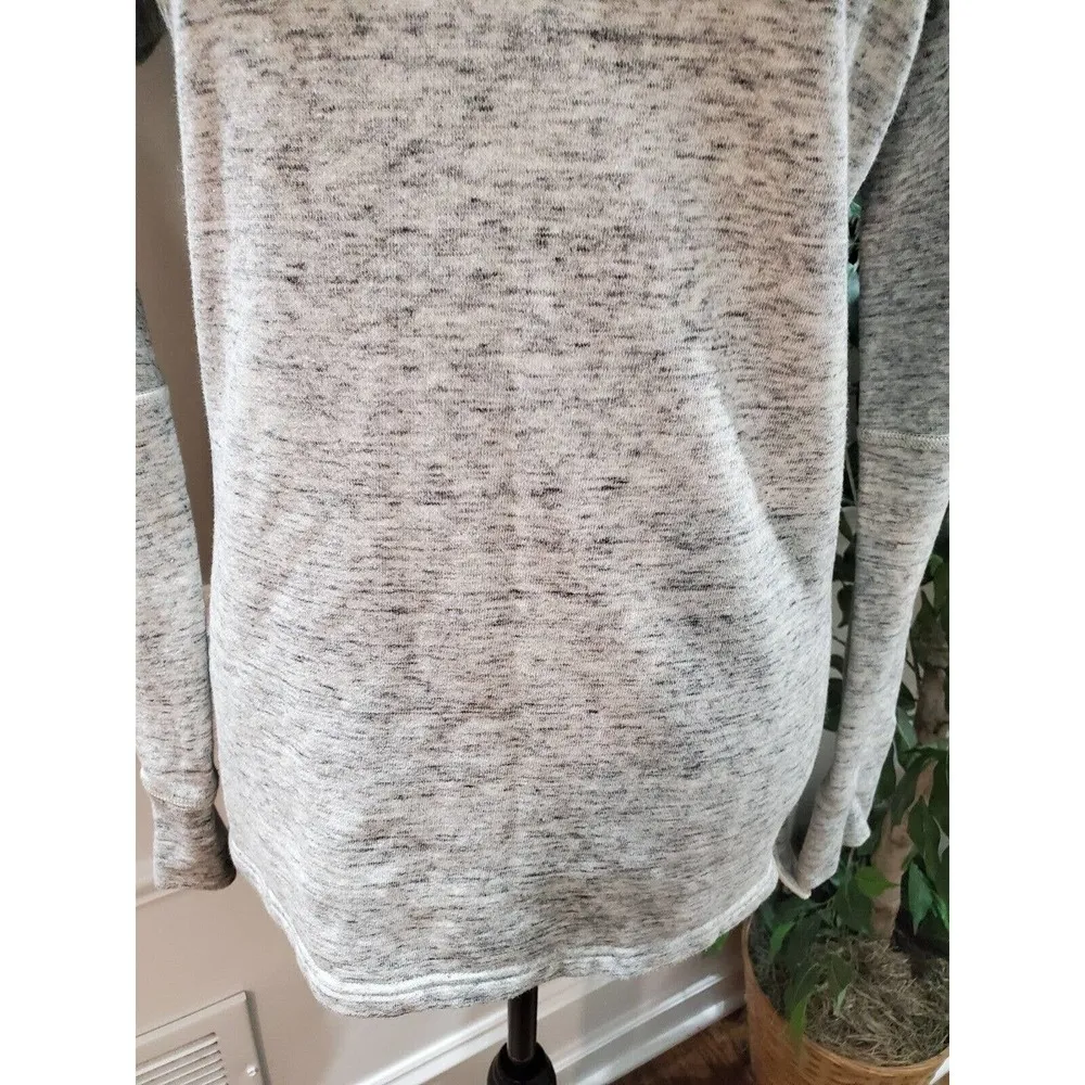 Adidas Women's Gray Cotton Round Neck Long Sleeve Pullover Top Shirt Size Small - Image 4