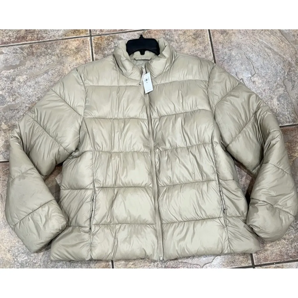 NWT ~ Gap ColdControl Puffer Jacket Size XL Tan/Beige - Image 4