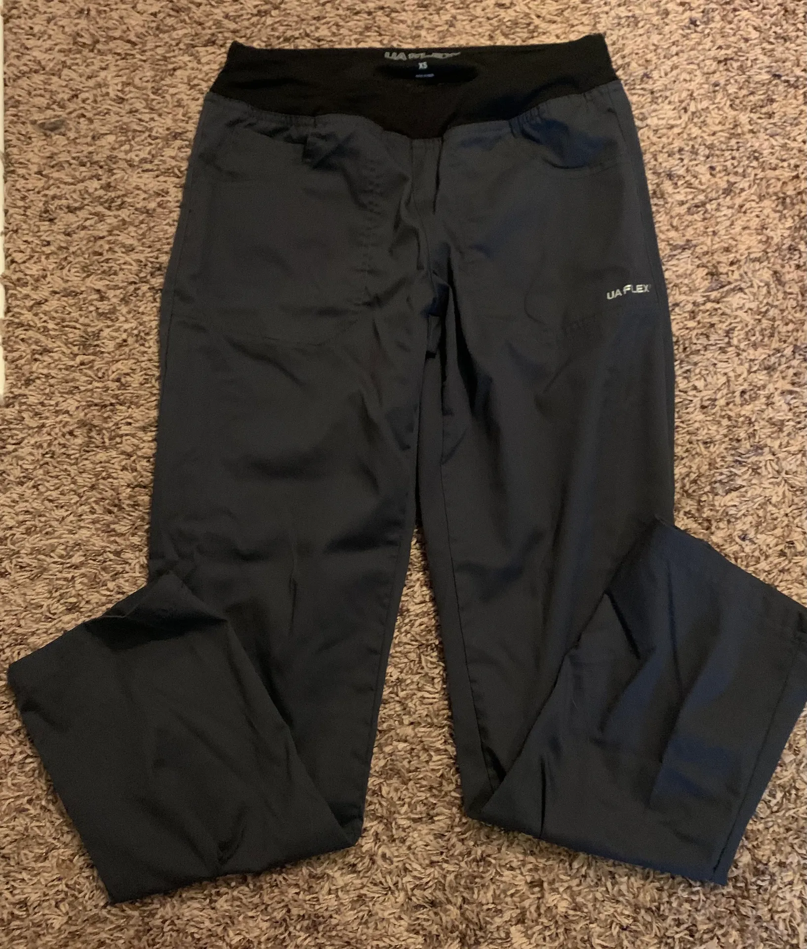 UA Flex Scrubs Set - Image 9