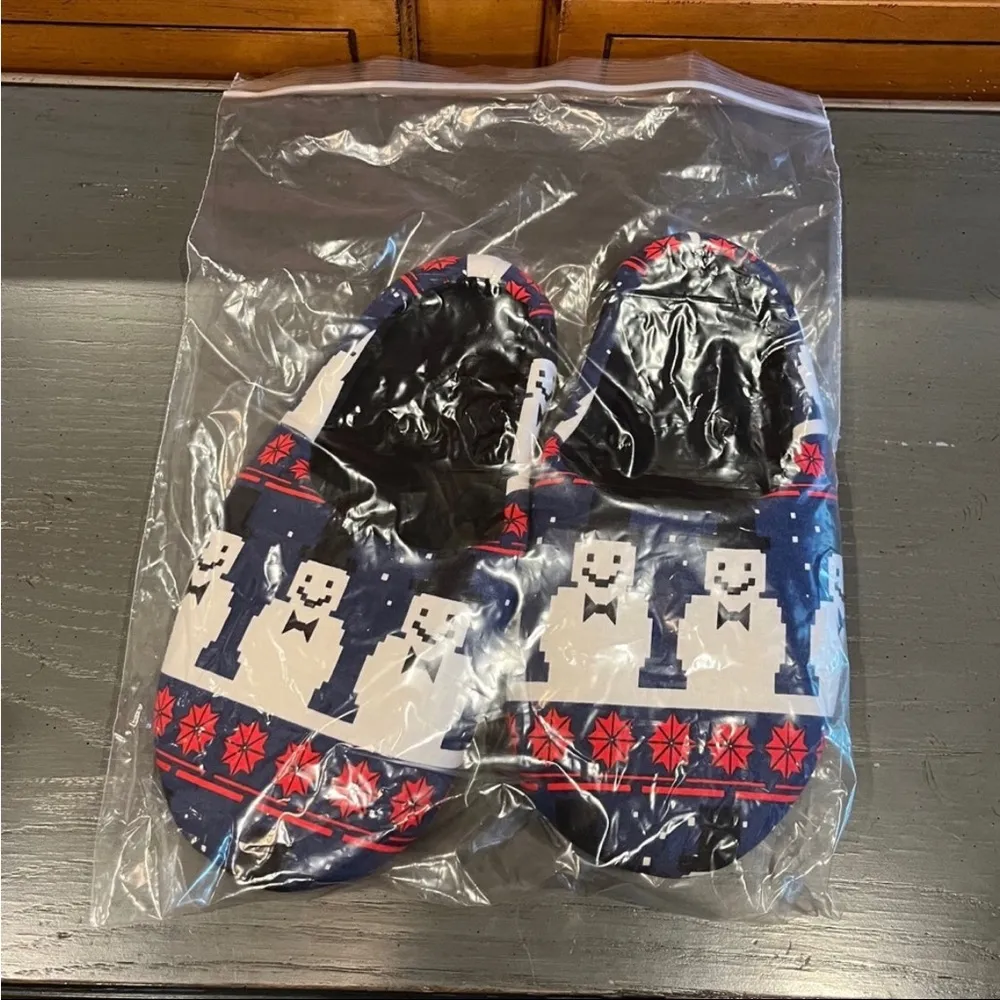 NWOT MeUndies Unisex Snowman Slippers Blue Size undefined - Image 9