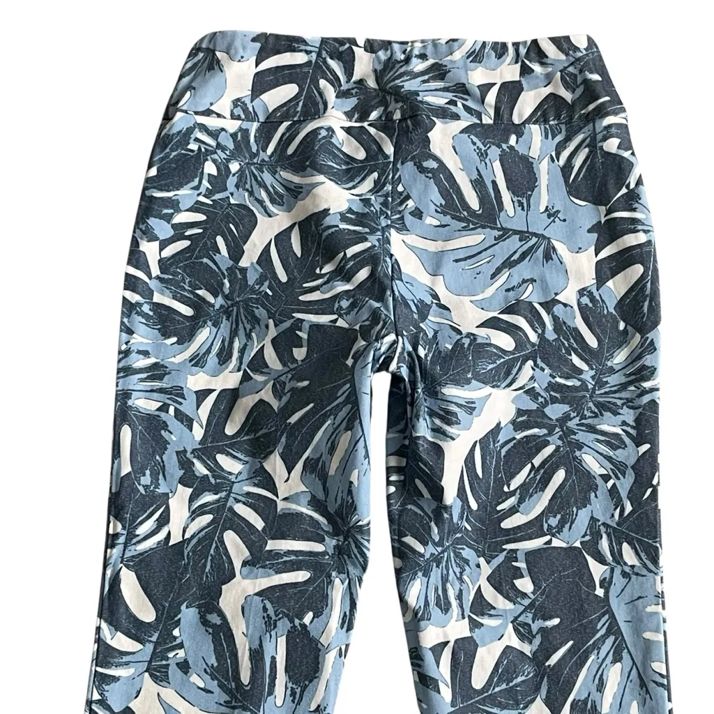 Lisette Stretchy Slimming Pull On Ankle Pants Women’s Size 2 Tropical Leaf Print Blue - Image 5