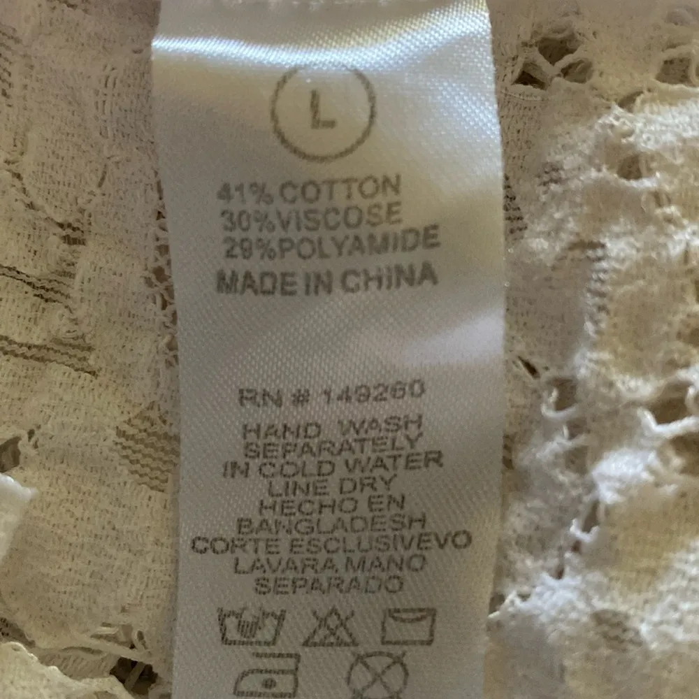 MARCI lace floral short bell sleeve crop top white round neckline boho size L Size L - Image 6