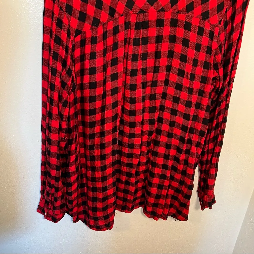 Old Navy The Classic Shirt Red Black Gingham - Image 8