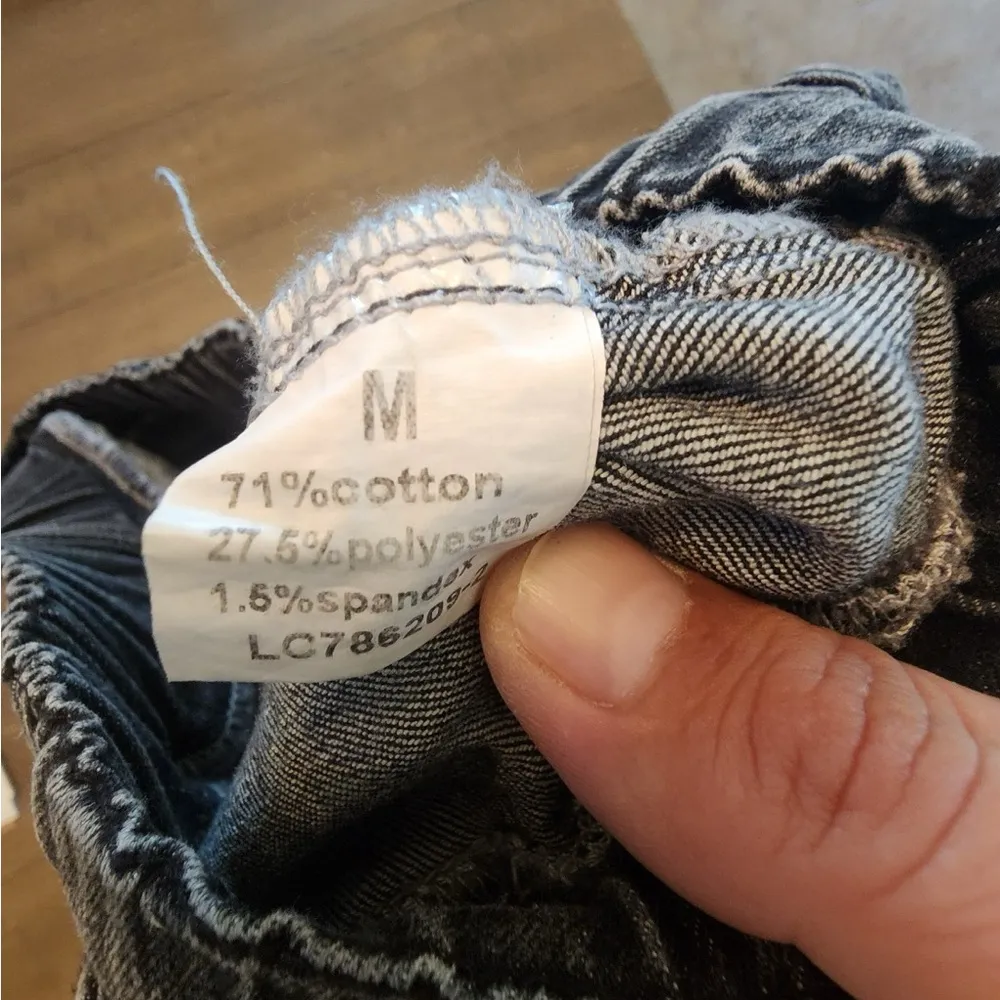 High rise black Drawstring Distressed jeans size medium - Image 3