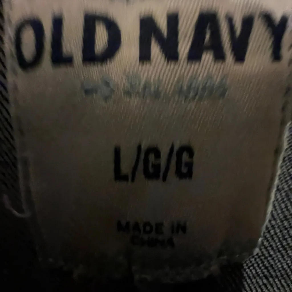 Old Navy Classic Black and White Apparel - Image 2