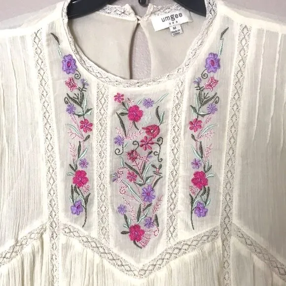 Umgee ladies cotton embroidered flowers dress size medium cottagecore boho chic - Image 2