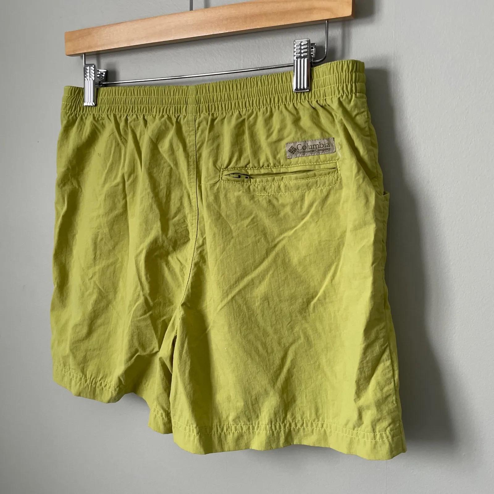 Columbia Sportswear Company Women's Size Lightweight Outdoors Shorts Size Small Green - Image 4