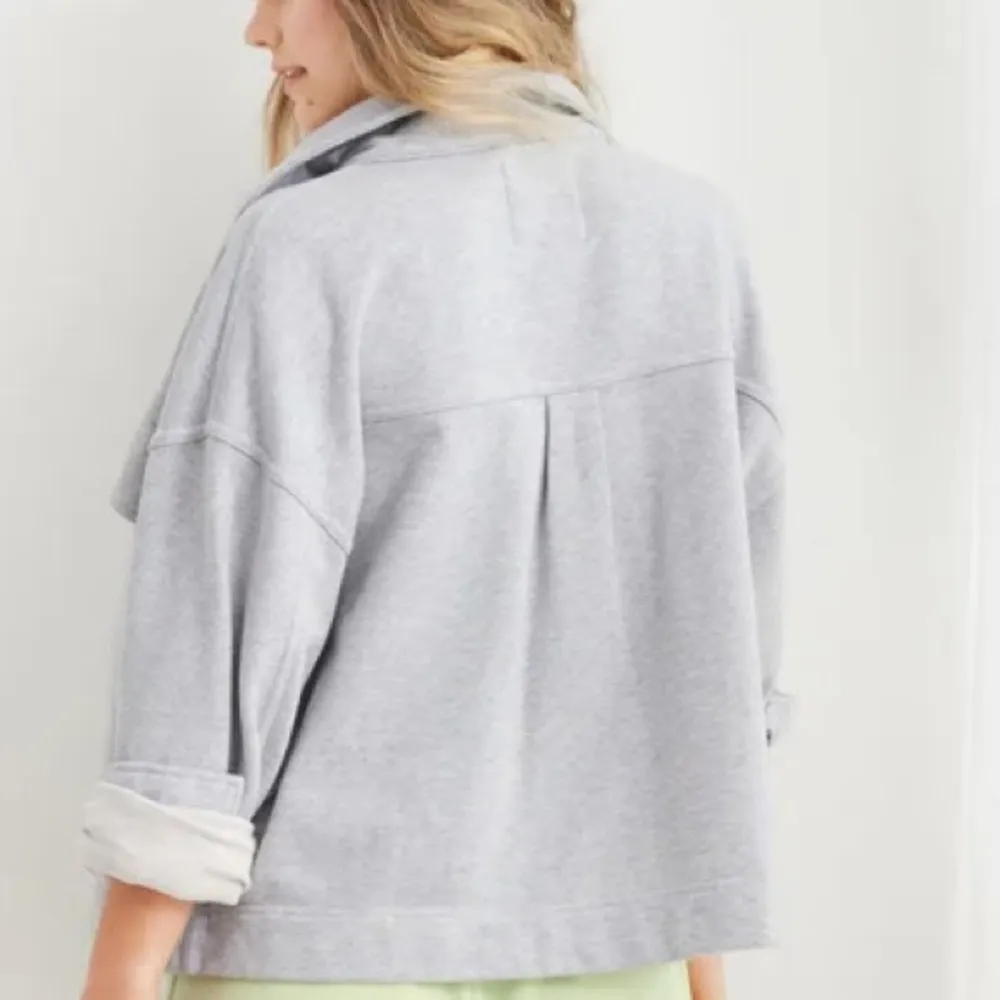 Aerie Pocket Detail Gray Shacket - Image 2