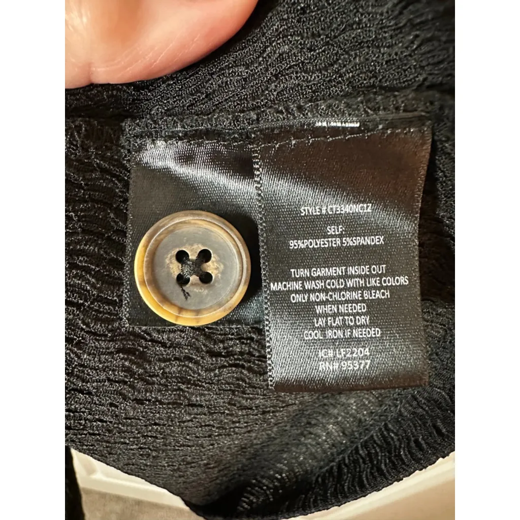 Sanctuary Black Textured Button-Front Tie-Hem Tank Top 2X - Image 4