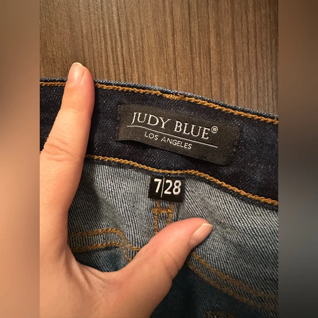 Judy blue bootcut size 7 jeans - Image 2