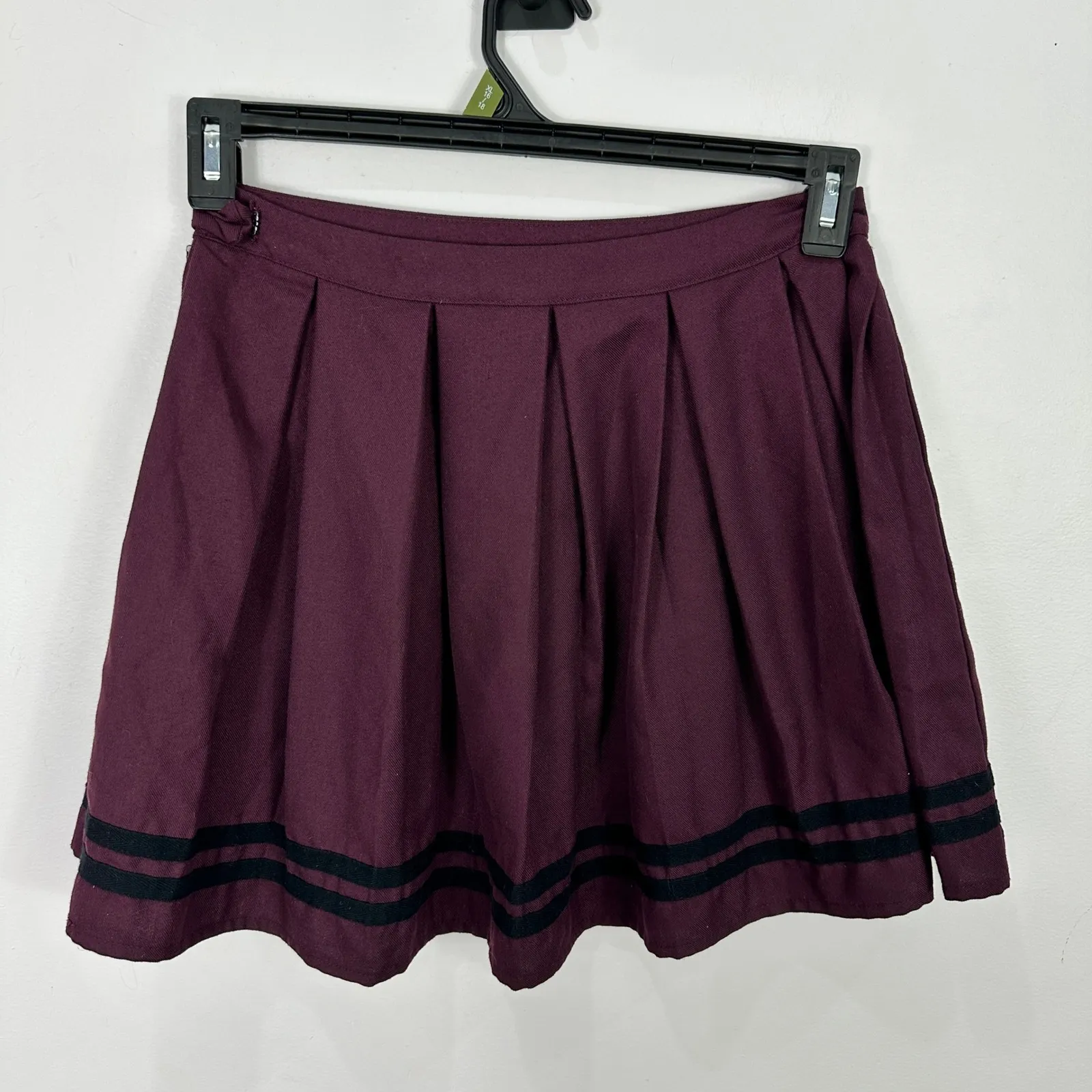 Hot Topic Purple Pleated Mini Skirt Small Alt Prep Preppy Grunge Coquette Goth - Image 4