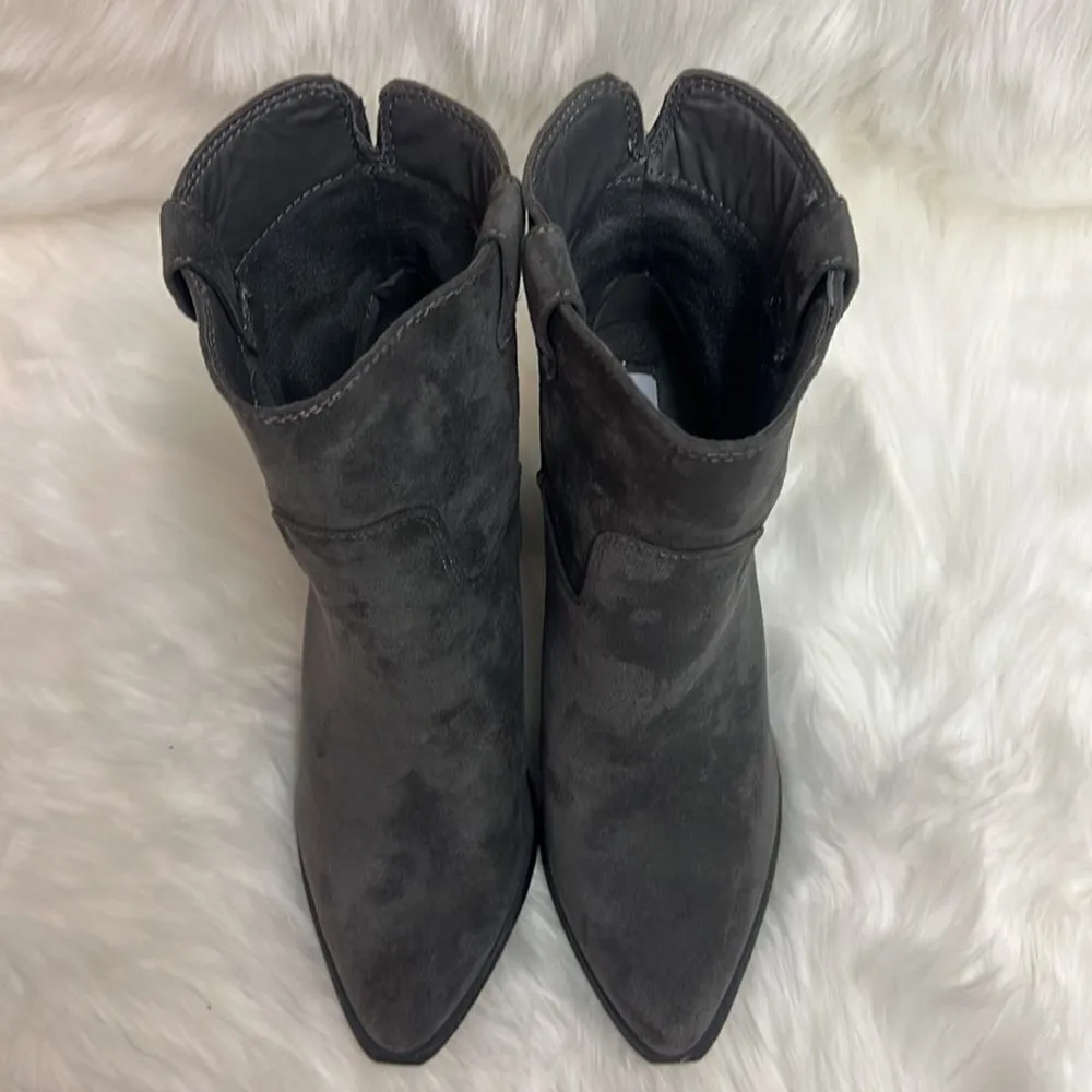 Very G  Rosie Short Cowboy Booties size 7.5 Bin 12 - Image 6