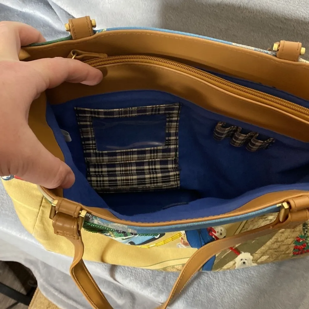 Bueno City Beaded Satchel Great Condition - Image 7