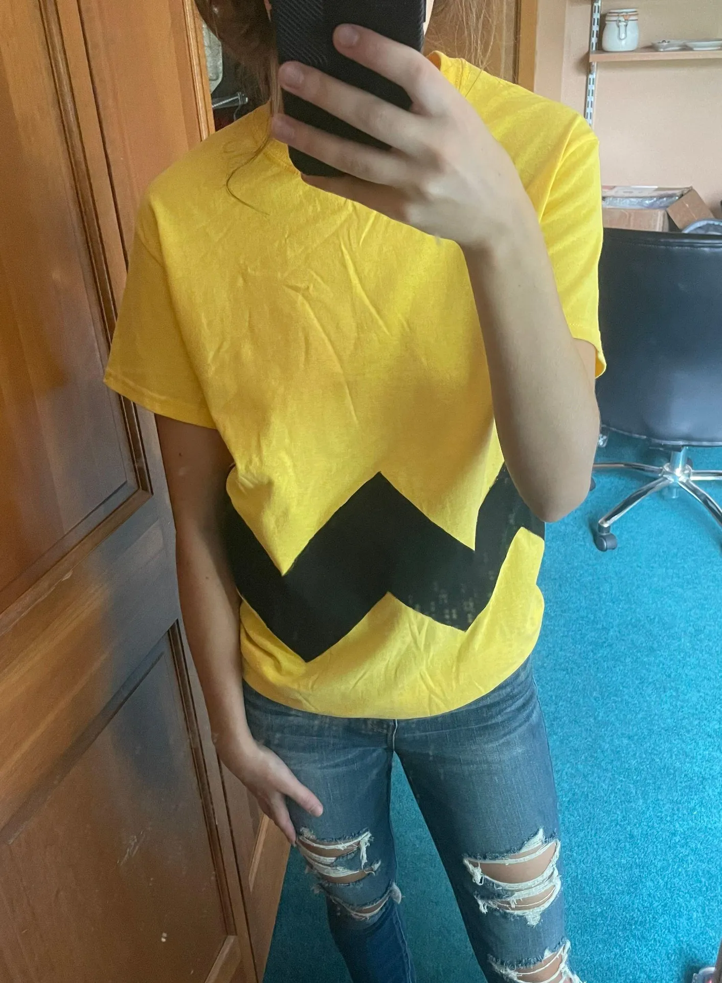 Charlie Brown Costume Yellow - Image 2