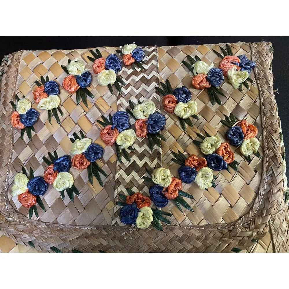 Tan straw VTG Clutch Bag Purse Multicolor Flowers Floral Design Girls Night Out - Image 2