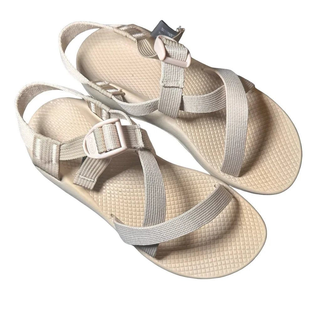 Chaco Z1 Classic Monochrome Sandal - Image 4