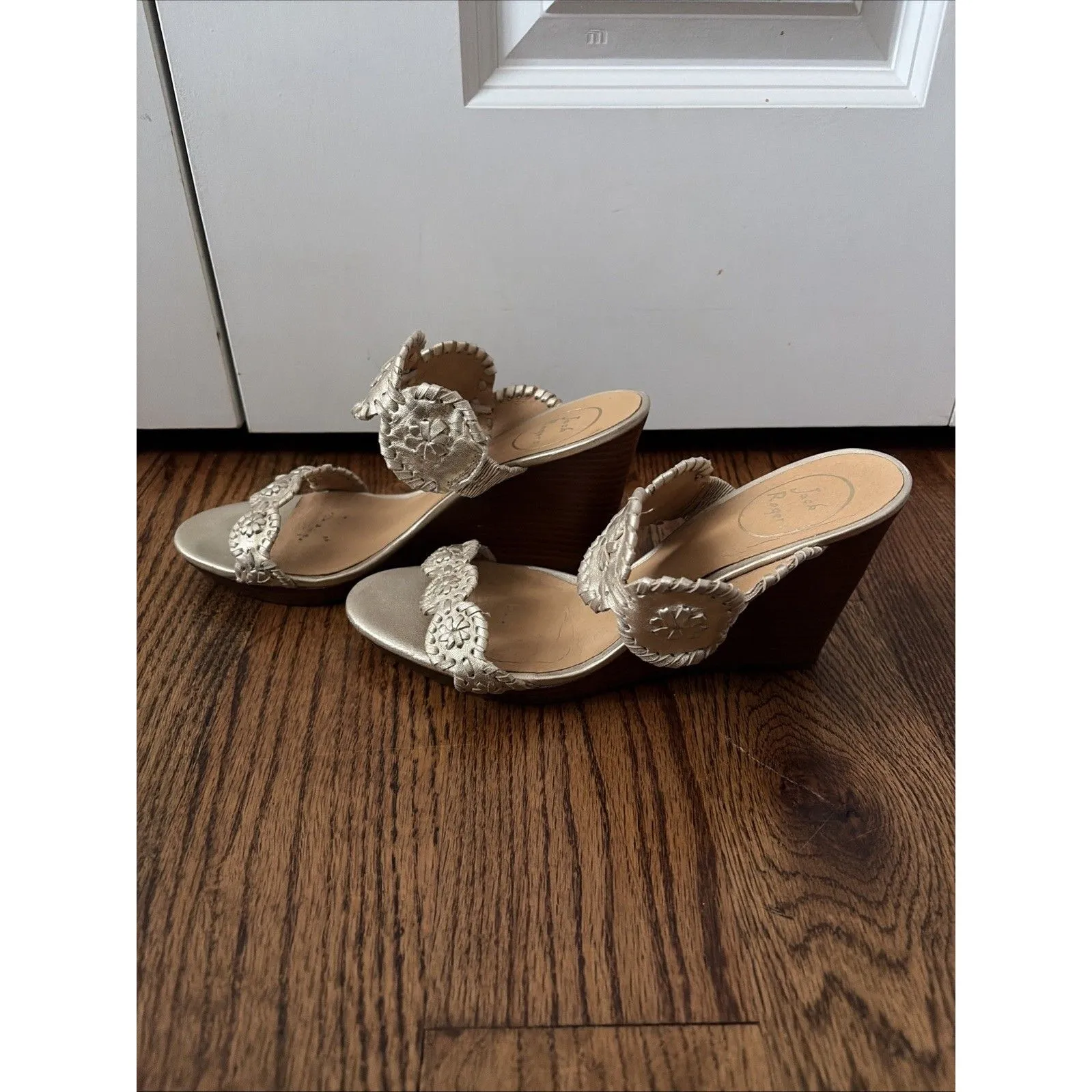 Jack Rogers  Platinum Leather LUCCIA Wedge Sandals Sz 9 - Image 3