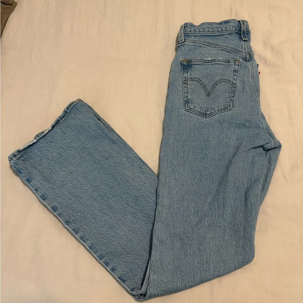 Levi - Ribcage - Image 3