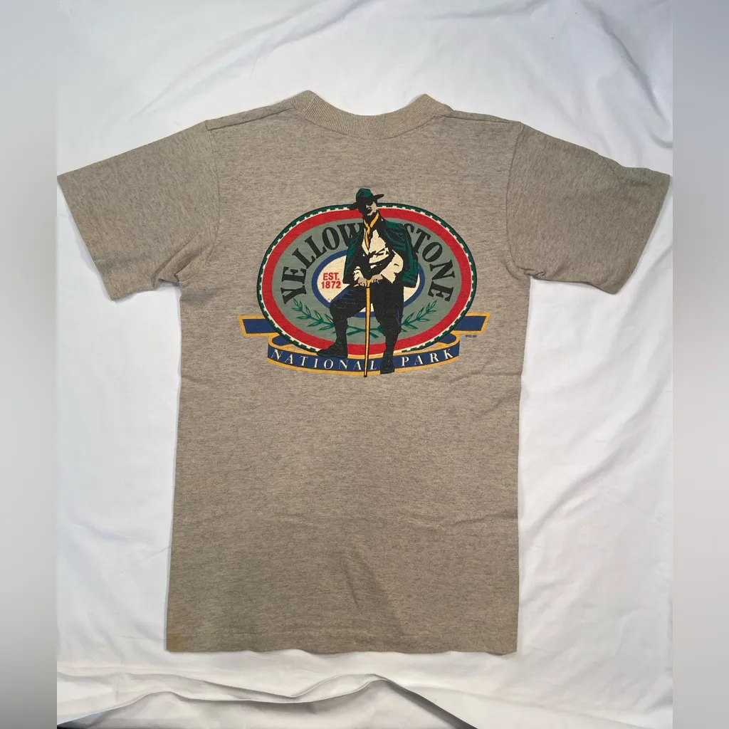 Yellowstone short‎ sleeve Tee, cotton, Size Medium Tan - Image 2