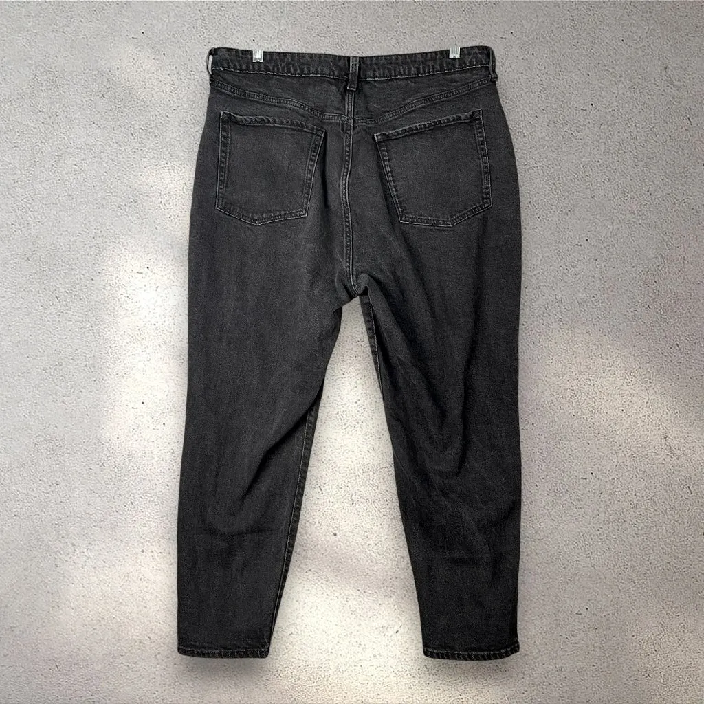 Old Navy Higher High-Rise O.G. Straight Jeans Women’s 18 Black Denim Minimalist - Image 2