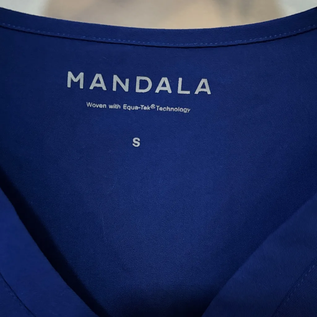 Mandala royal blue scrub top - Image 2