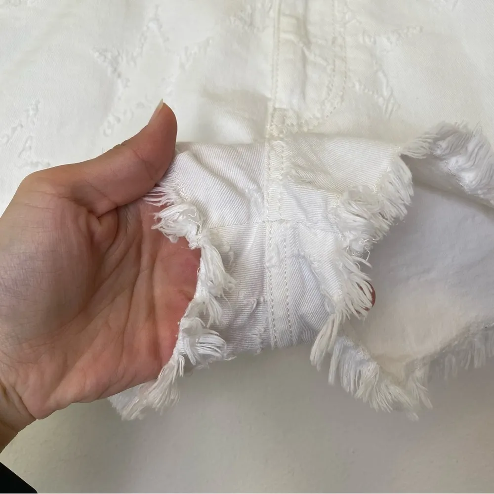 Stella McCartney Distressed Star Pattern 5-Pocket Denim Shorts in White Sz 28 - Image 7