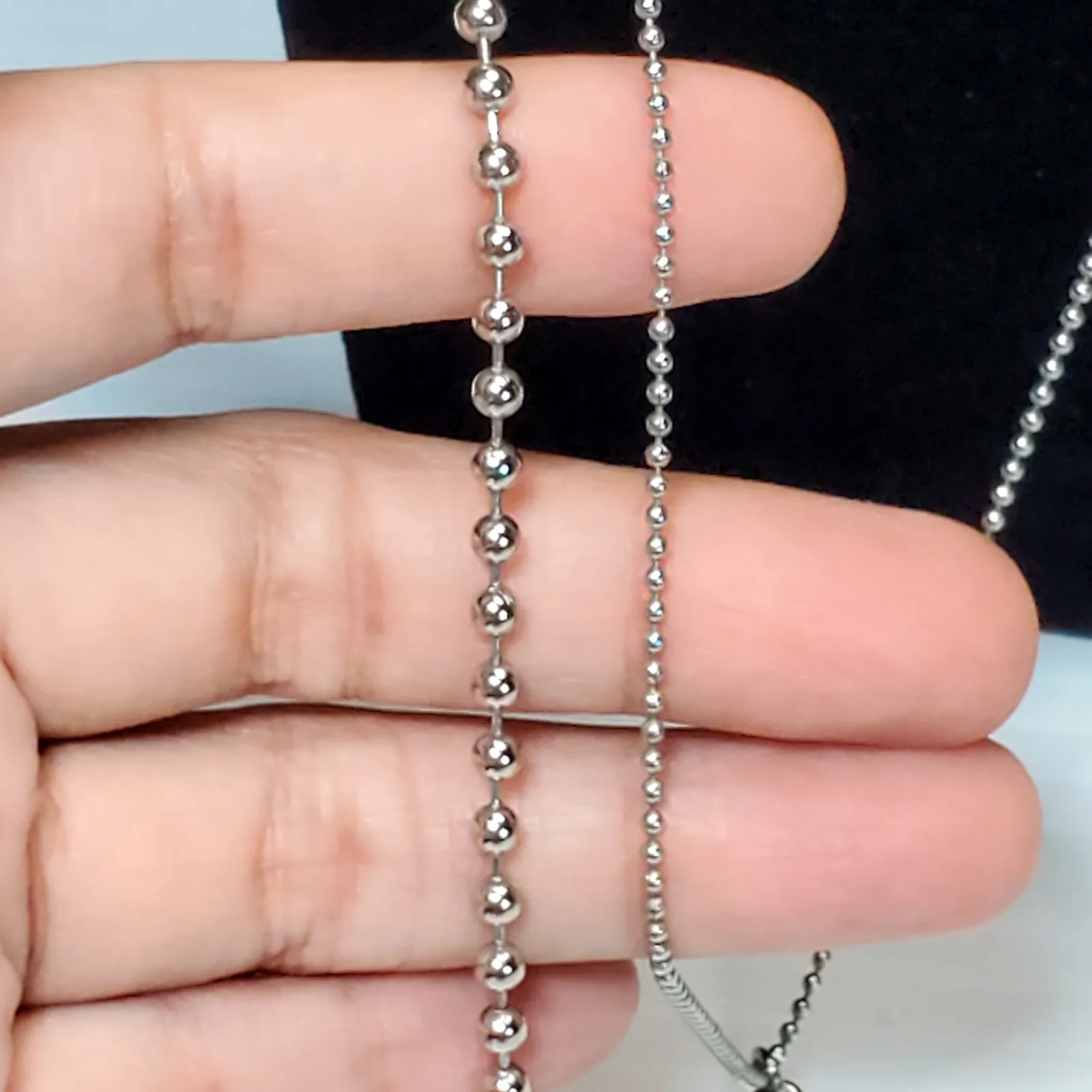 Chico’s Roxi Double Chain Silver Tone Medallion Pendant 24" - Image 7