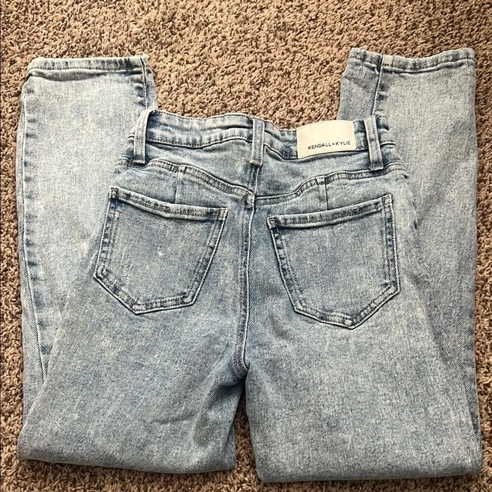 Kendall and Kylie Jeans - Image 3