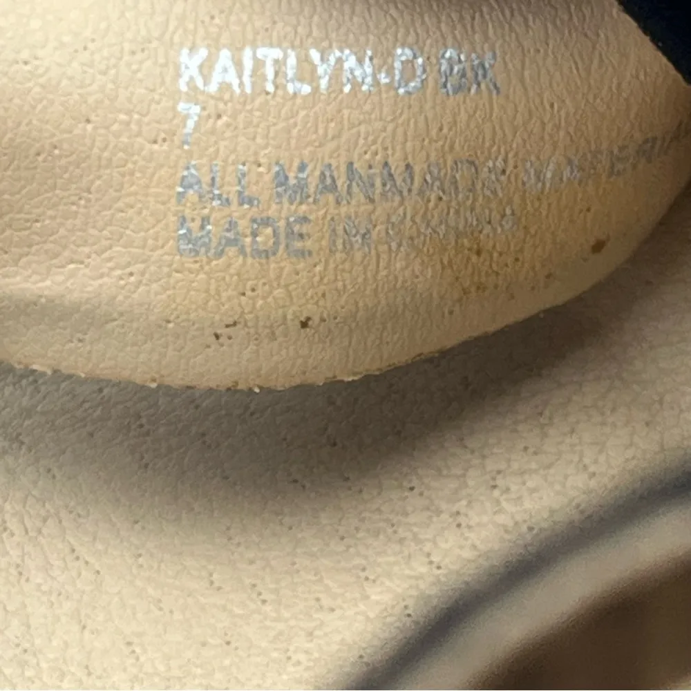 CHARLOTTE RUSSE Kaitlyn Black Embroidered Floral Ankle Strap Y2K Block Heels 7 - Image 2