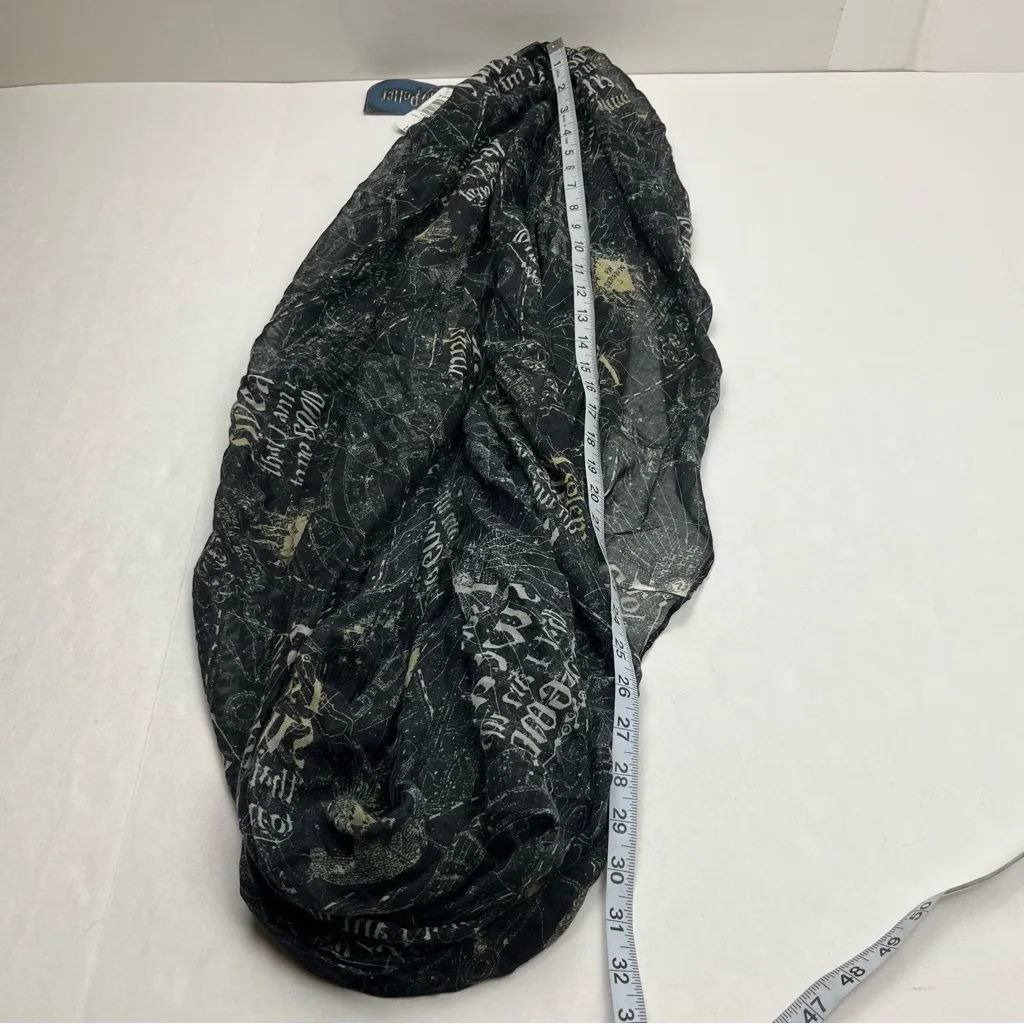 Torrid Harry Potter Infinity Scarf Womens One Size Black Grey Gray White NEW - Image 10