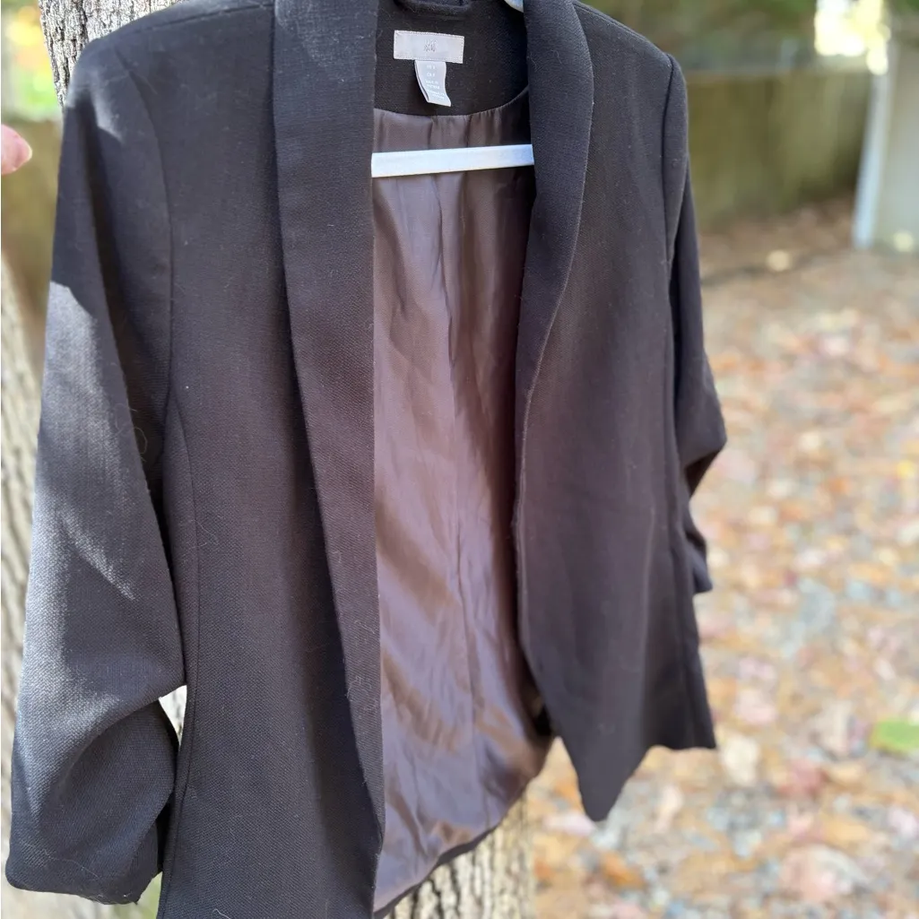 H&M  Classic Black Blazer - Image 7