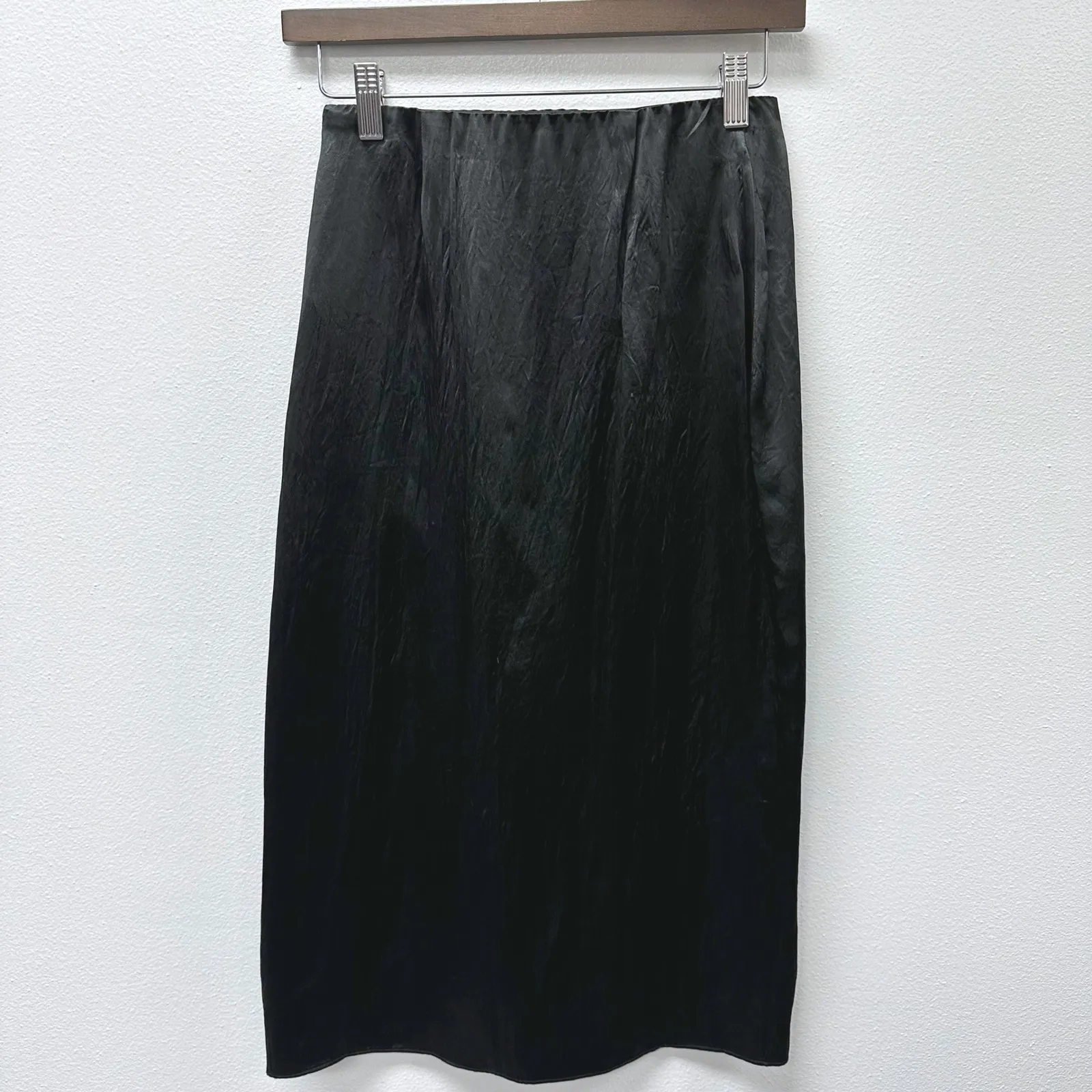Aritzia Babaton‎ Eames Satin Side Slit Midi Skirt Black Size 2 - Image 9
