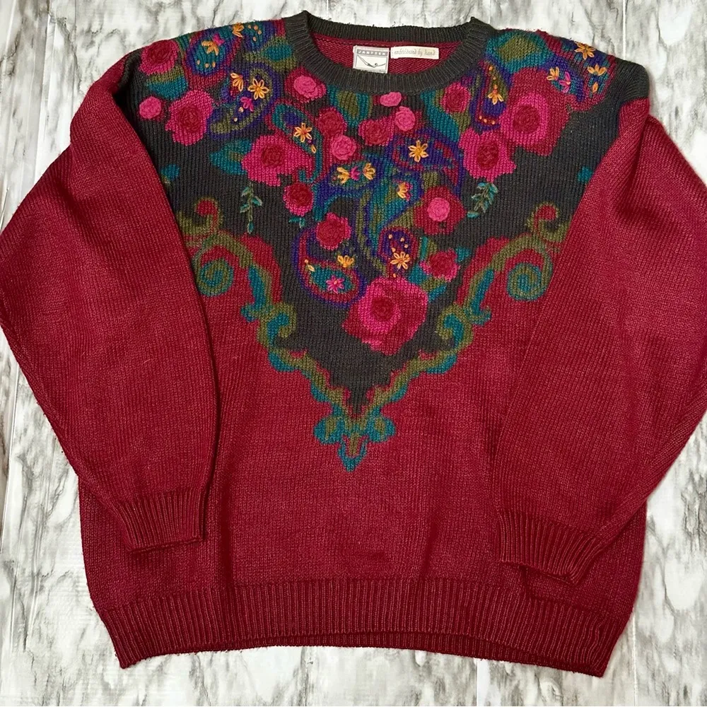 Jantzen Dark Red Crew Neck Sweater with Vintage Floral Design Vintage 90s Bold - Image 2