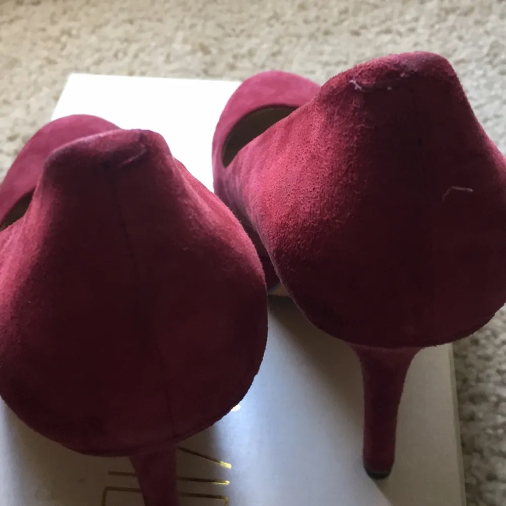 Joan & David gorgeous suede leather heels - Image 9