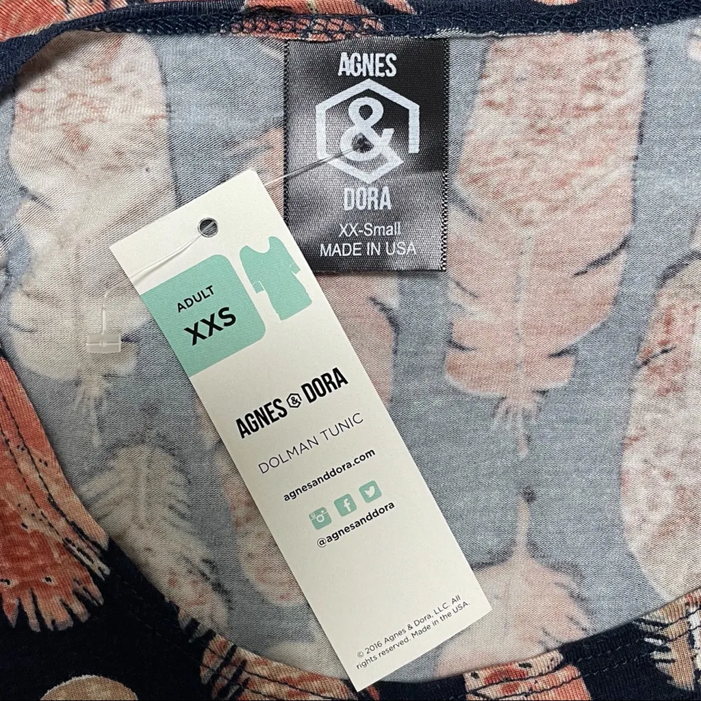 Agnes & Dora Feather Dolman Sleeve Tunic XXS NWT 3/4 Sleeves Navy - Image 7