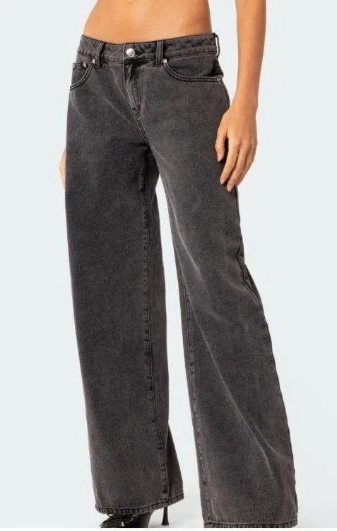 Edikted Raelynn Washed Low Rise Jeans Size: XS - Image 10