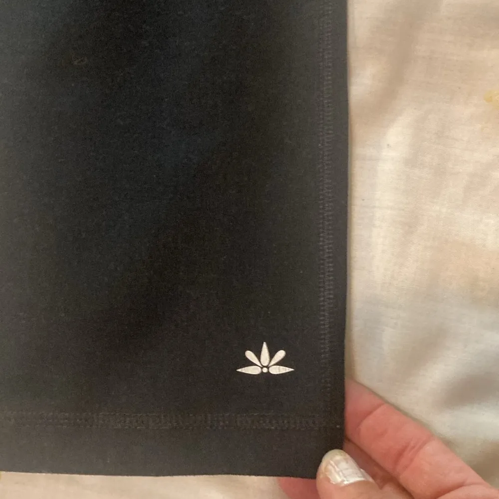 Lukka Capri Size L - Image 9