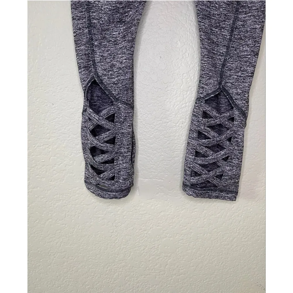 Yogalicious Soft Stretch Cropped Leggings Strappy Back Purple Size Small - EUC - Image 4