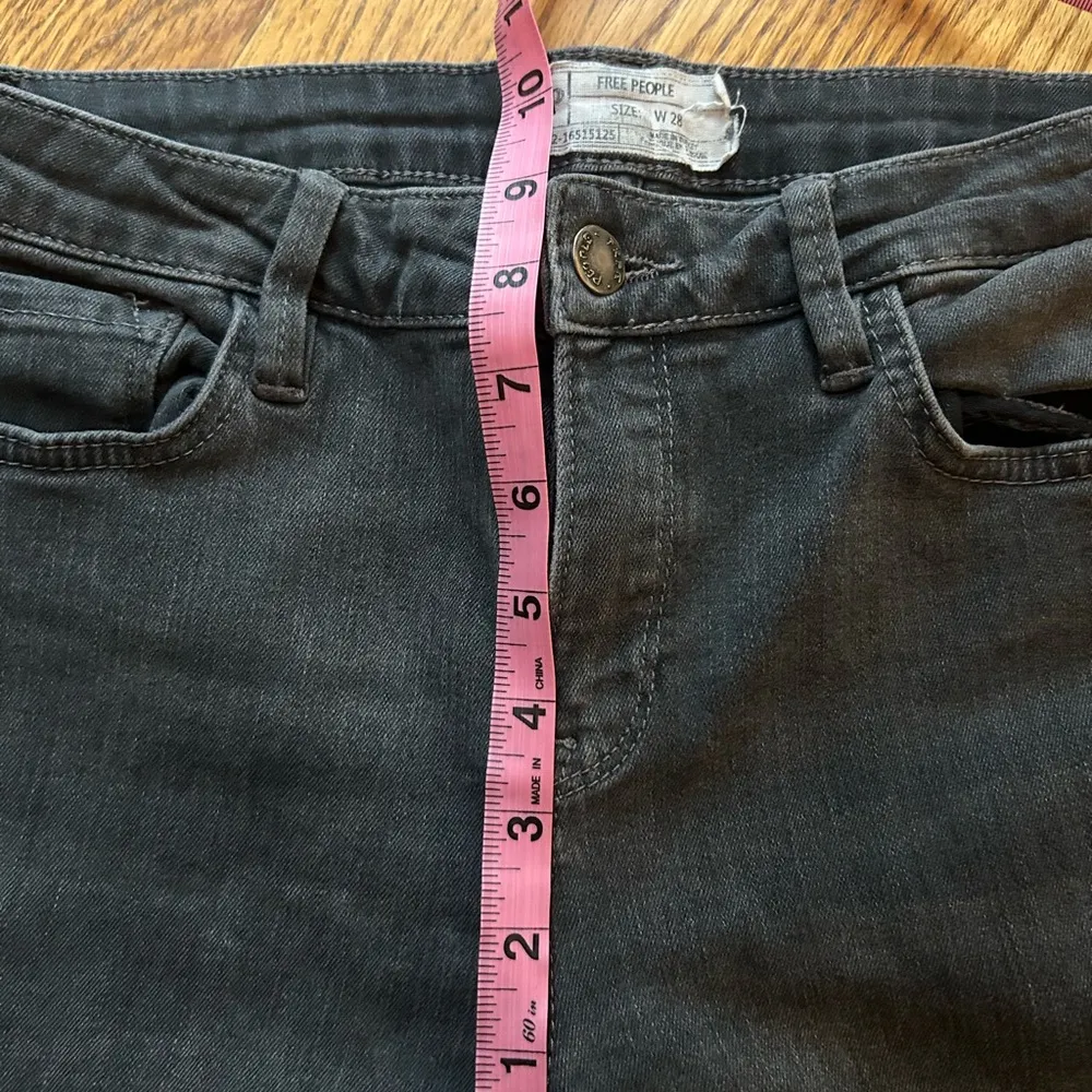 gray jeans - Image 6