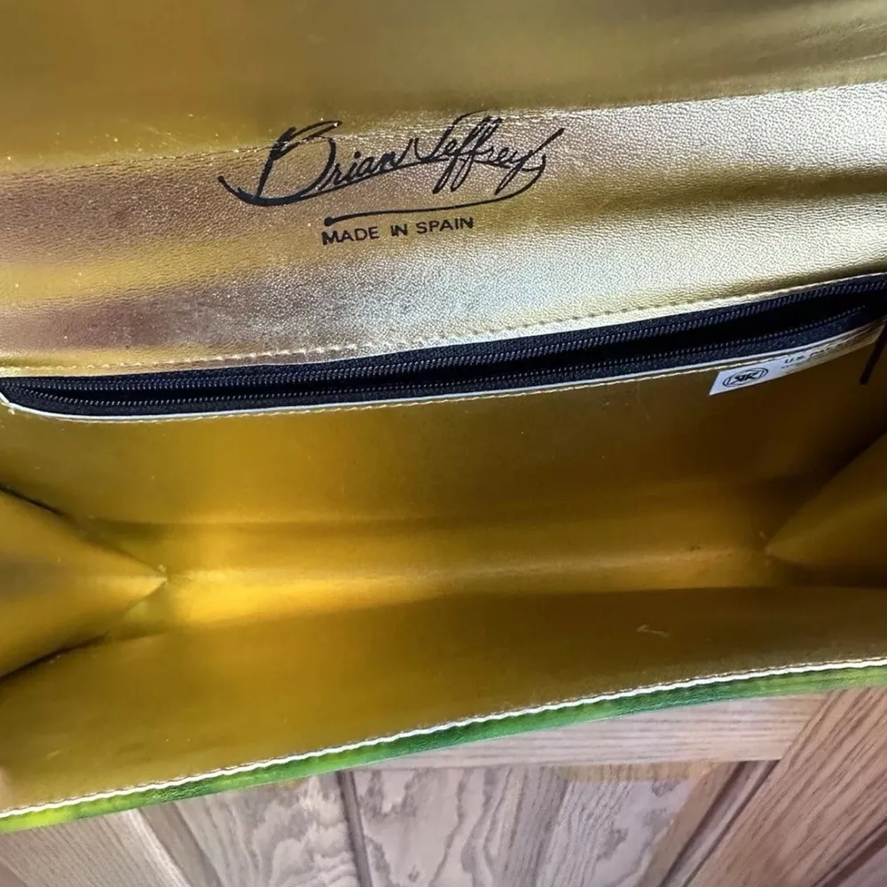 Vintage Purse Brian Jeffrey Green Convertible Clutch Gold Hardware made in spain - Image 6