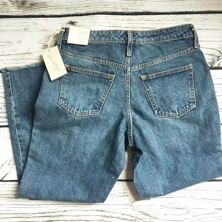 UNIVERSAL THREAD High Waisted Raw Hem Mom Jean 25 - Image 6