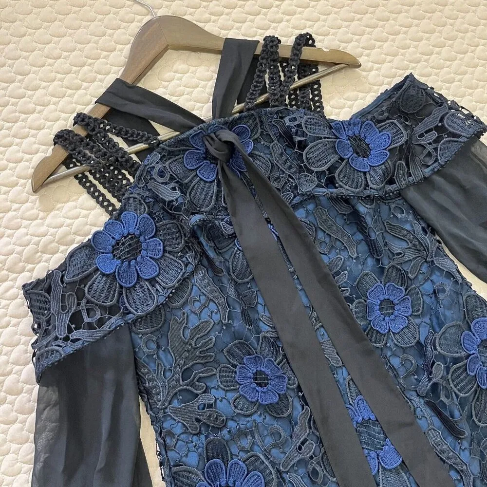 NWT Self Portrait Navy 3D Cold Shoulder Floral Guipure LACE Mini Dress Sz 8 - Image 5