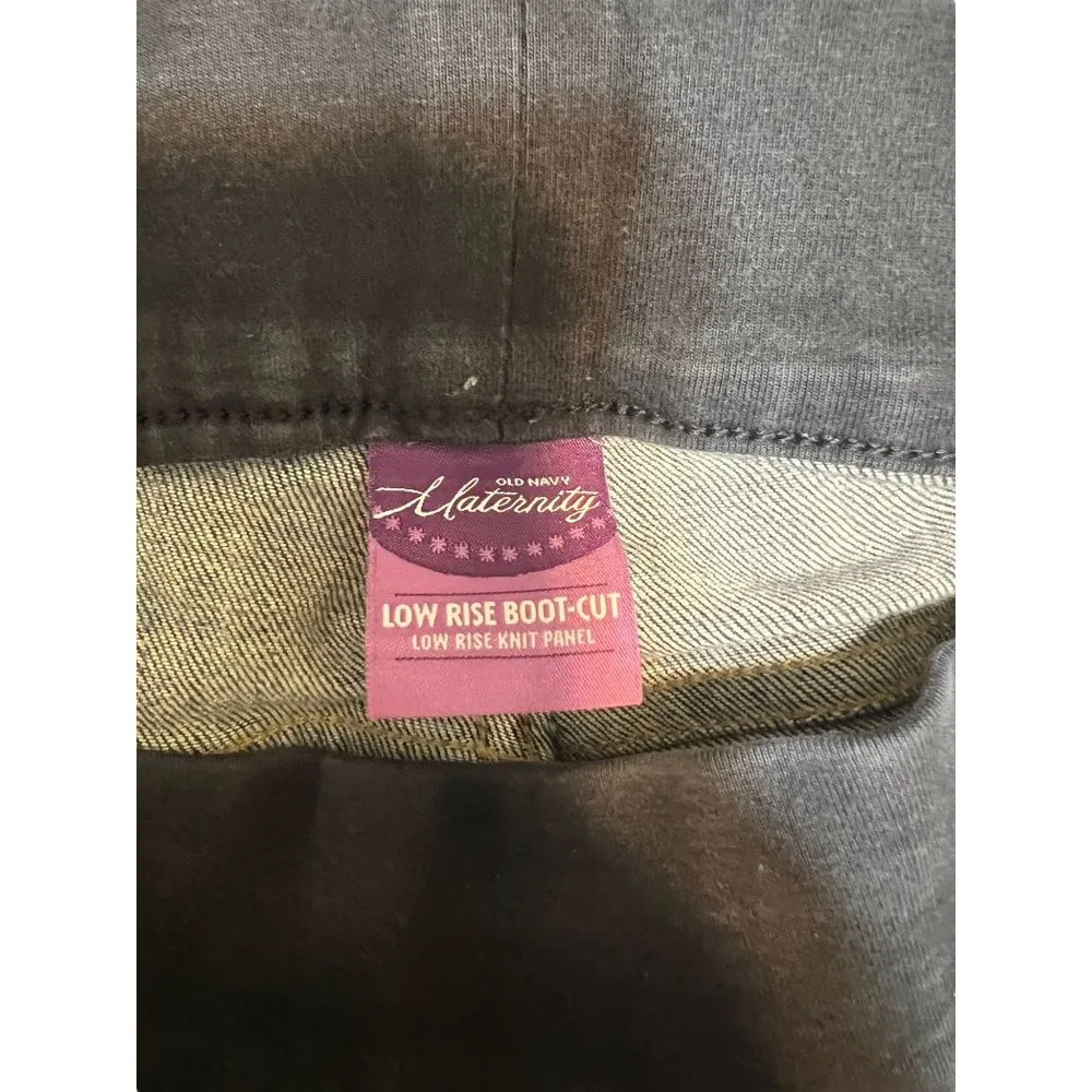 Old Navy Maternity Jeans Low Rise Boot Cut Size 8 Some Back Leg Fraying - Image 4