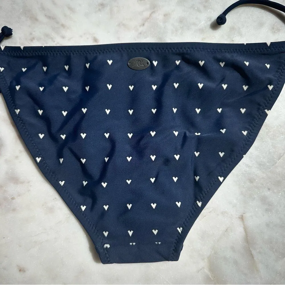 Quiksilver Women’s Tie Side Navy Bikini Bottom with White V Pattern Size M - Image 7