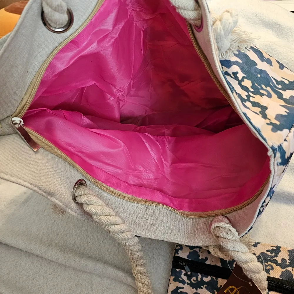 Alfa Bags Miltary Camo With Pink Interior Weekender Tote Bag With Matching Pouch - Image 5